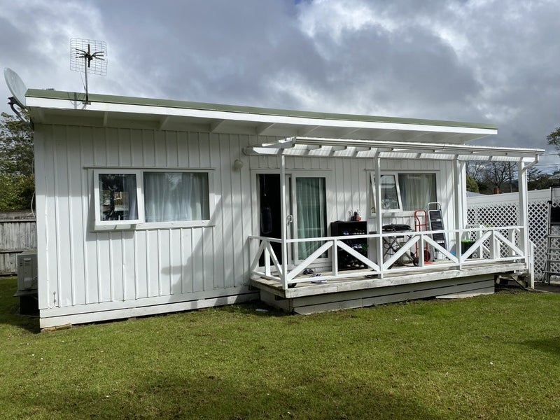 4/176 Henderson Valley Road, Henderson, Waitakere - Carousel 1