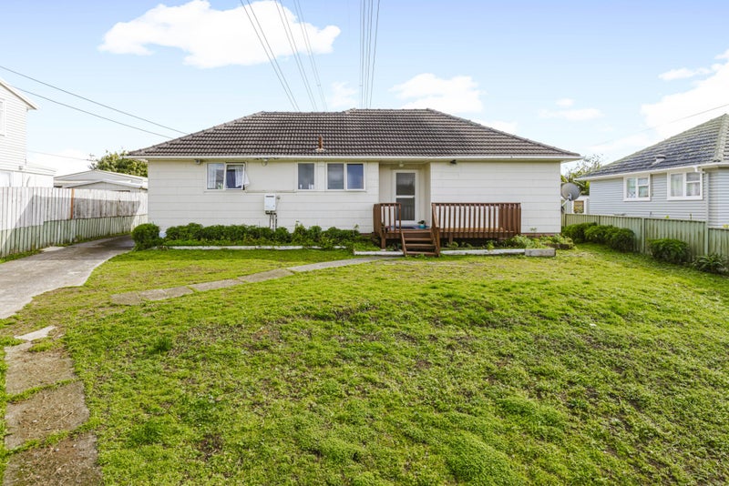 10 Gilbert Road, Otara, Auckland - Carousel 2