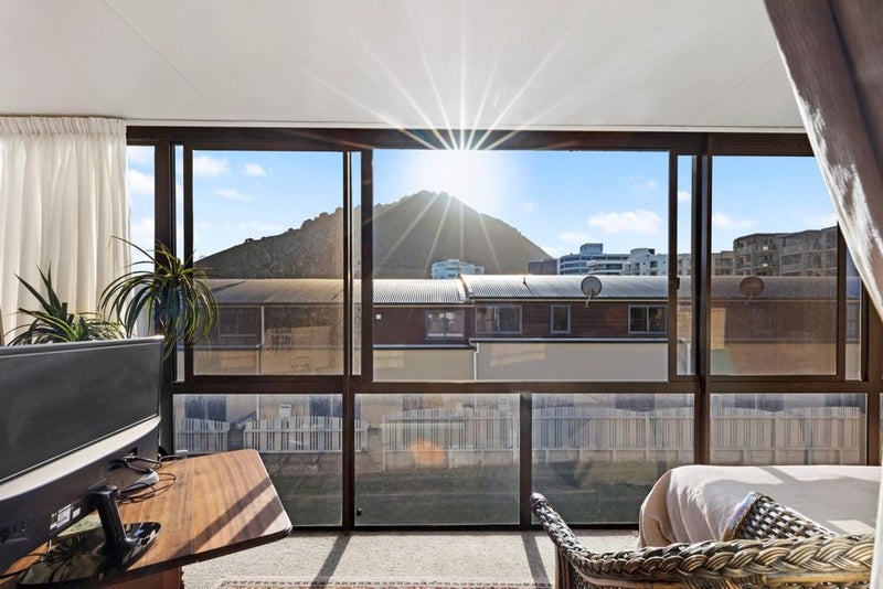 40I MAUNGANUI ROAD, Mount Maunganui, Tauranga - Carousel 1