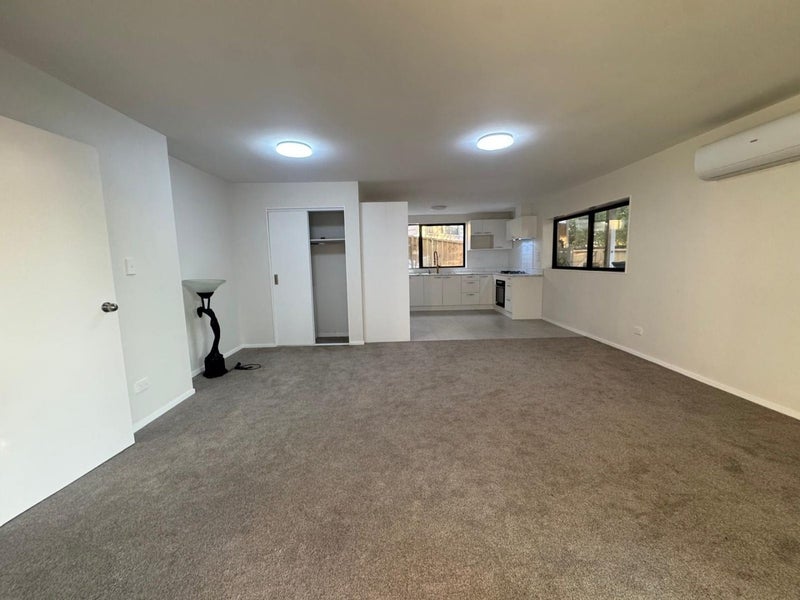 14 Hurstbourn Priors, Goodwood Heights, Auckland - Carousel 2