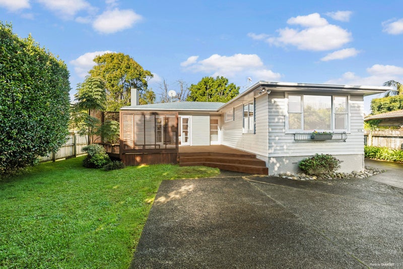 1/12 Wolsley Avenue, Milford, Auckland - Carousel 17