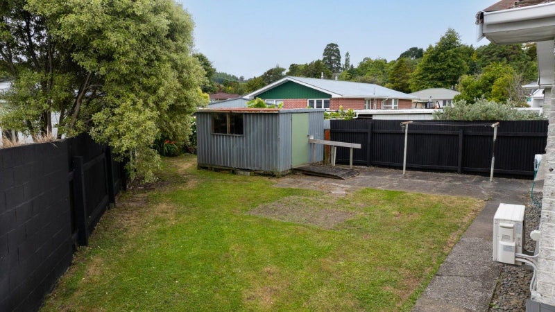 5A Sequoia Place, Maoribank, Upper Hutt - Carousel 15