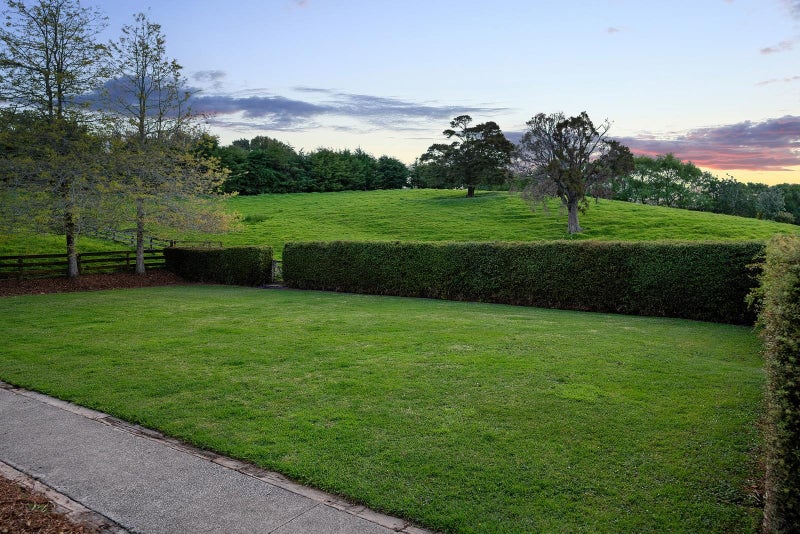 38 Joblin Road, Silverdale - Carousel 2