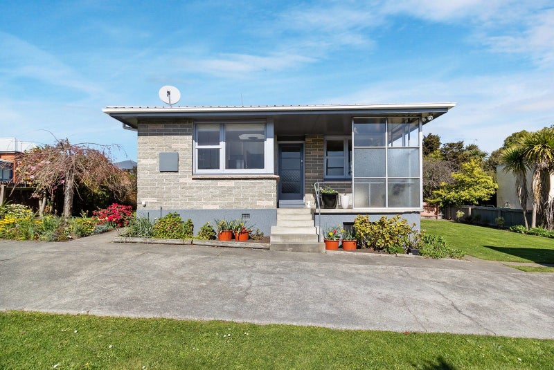8 Hugh Street, Seaview, Timaru - Carousel 2