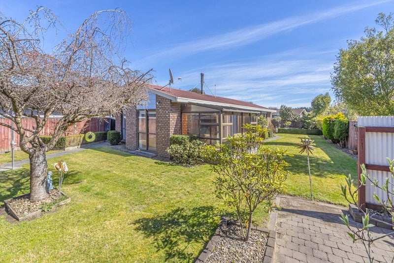 15 Jacaranda Place, Parklands, Christchurch - Carousel 1