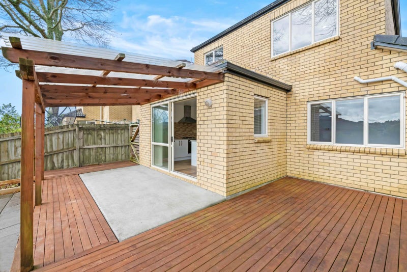 29 Masons Road, Oteha, Auckland - Carousel 2
