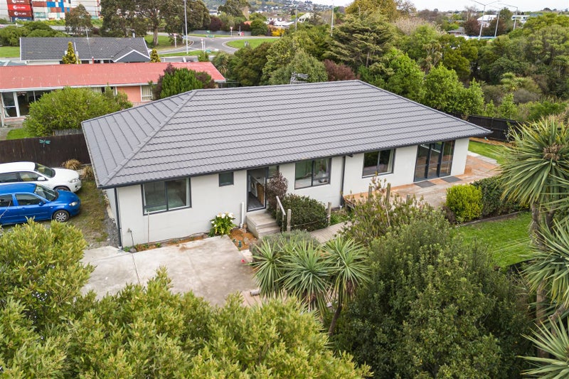 857 Ferry Road, Woolston, Christchurch - Carousel 1