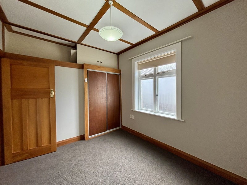 212 Coutts Street, Rongotai, Wellington - Carousel 10