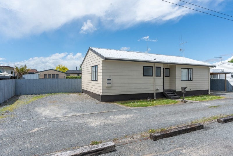 10C Breckons Avenue, Nawton, Hamilton - Carousel 2