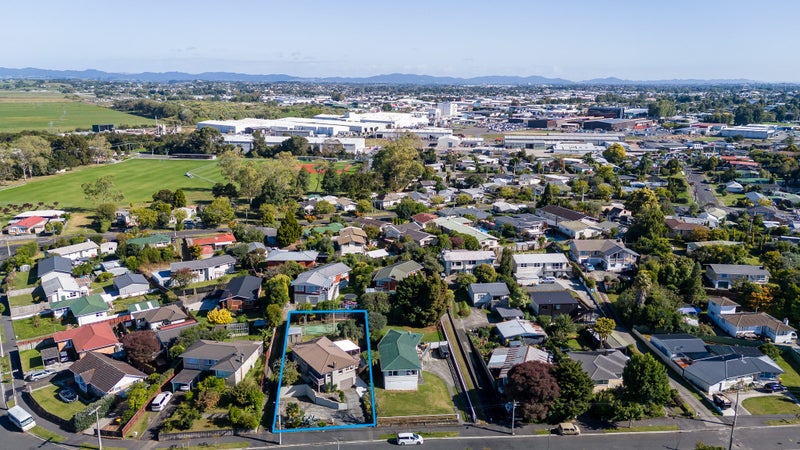 20 Priscilla Crescent, Melville, Hamilton - Carousel 20