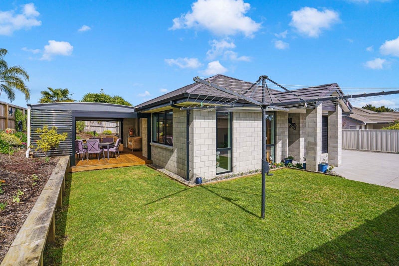 11 Rolling Stone Rise, Tikipunga, Whangarei - Carousel 1