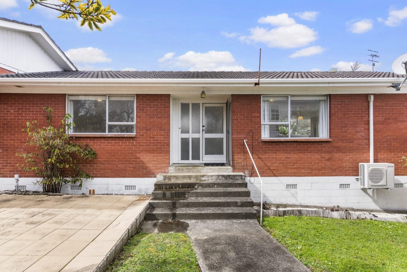 4/10 Bay Road, St Heliers, Auckland - Carousel 1