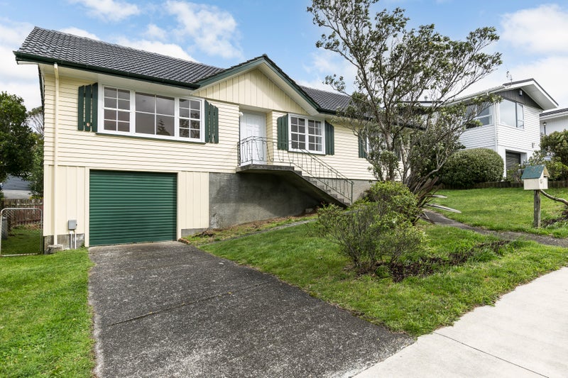 13 Lomita Road, Johnsonville, Wellington - Carousel 1