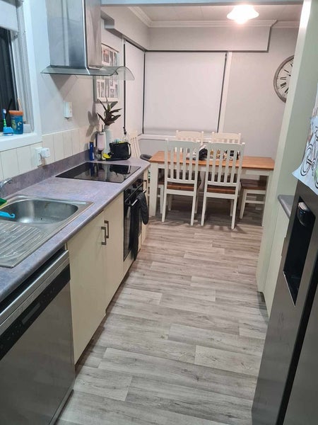 5 Erika Place, Fairview Downs, Hamilton - Carousel 2