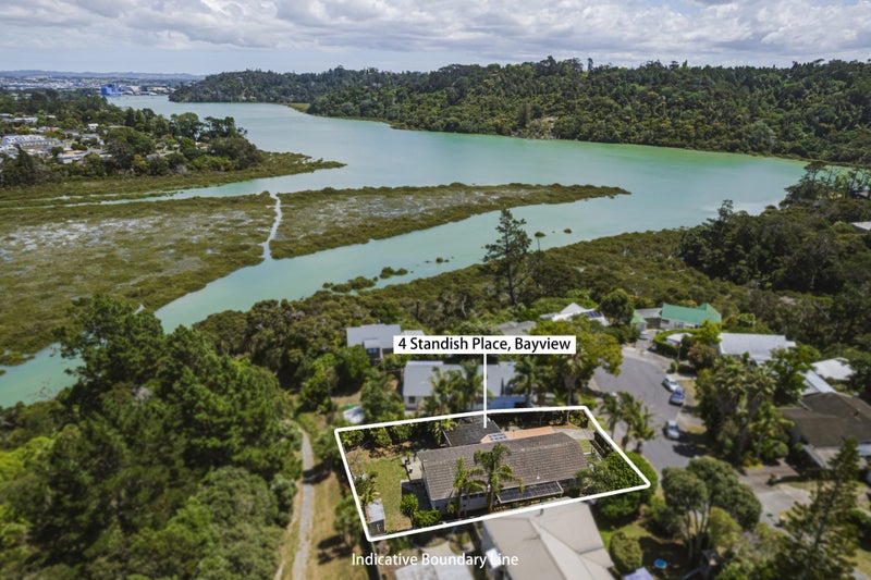 4 Standish Place, Bayview, Auckland - Carousel 1