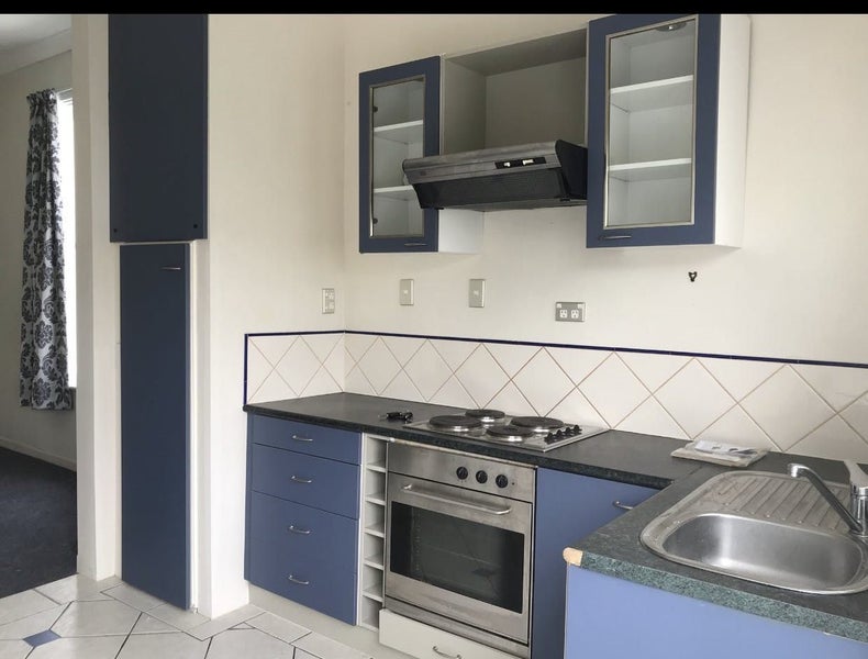 16A Thompson Street, Mount Cook, Wellington - Carousel 1