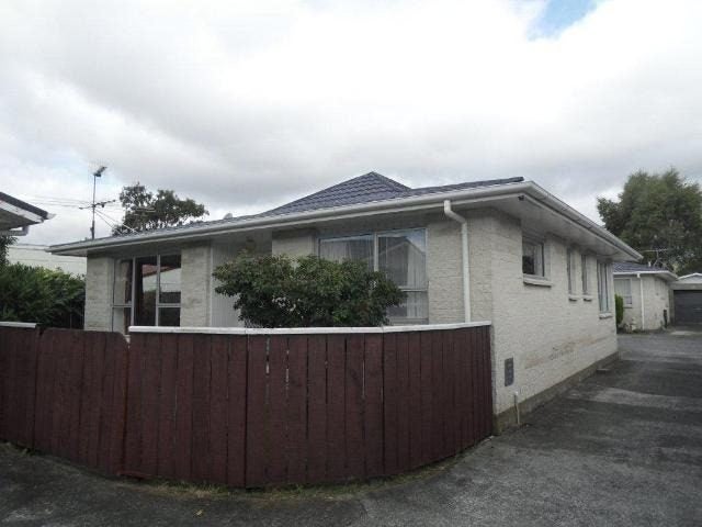 2/392 Fergusson Drive, Heretaunga, Upper Hutt - Carousel 1