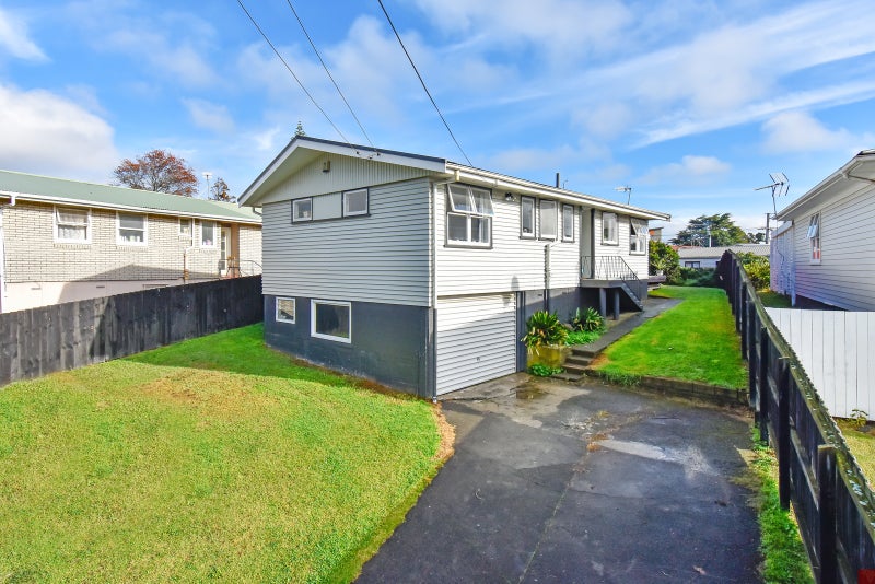 7 Whitley Crescent, Otara, Auckland - Carousel 2
