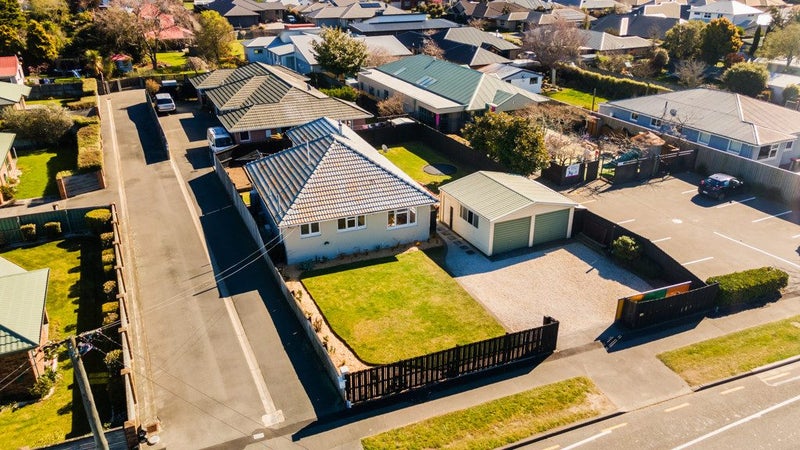 1/303 Burwood Road, Burwood, Christchurch - Carousel 2