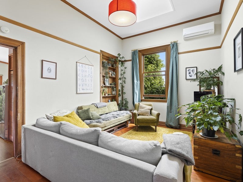 13 Herald Terrace, Berhampore, Wellington - Carousel 2