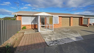 101B Regent Street, Heidelberg, Invercargill - Carousel 1