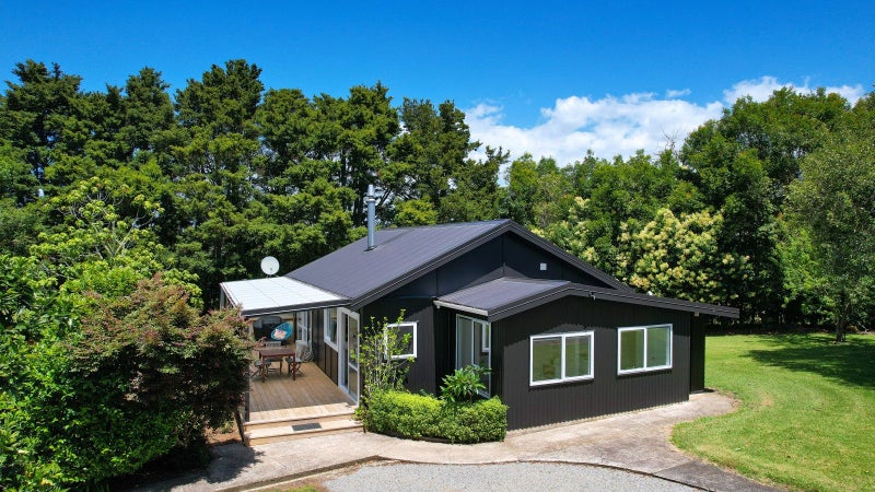 2285 State Highway 10, Waipapa - Carousel 1