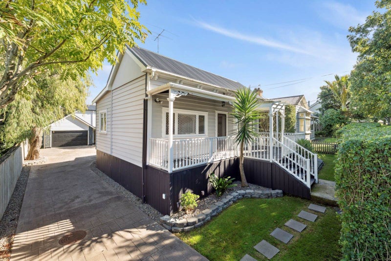26 Cameron Street, Onehunga, Auckland - Carousel 2