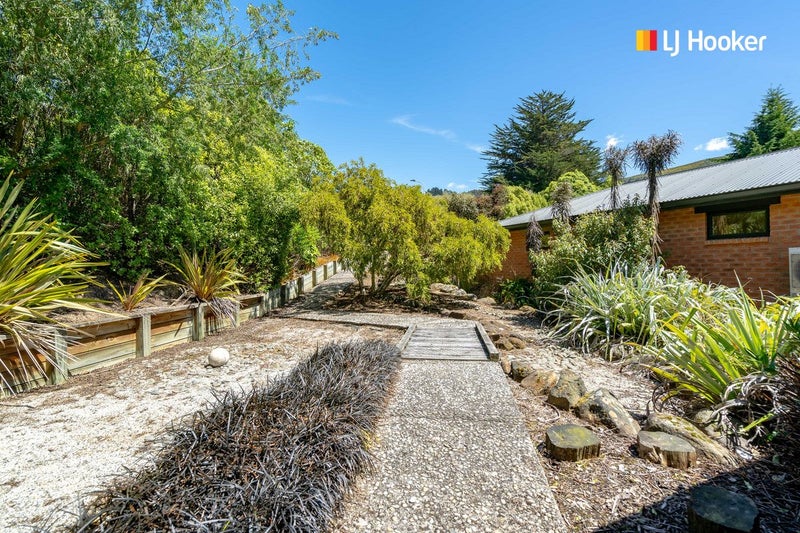 1 Joshua Place, Helensburgh, Dunedin - Carousel 2