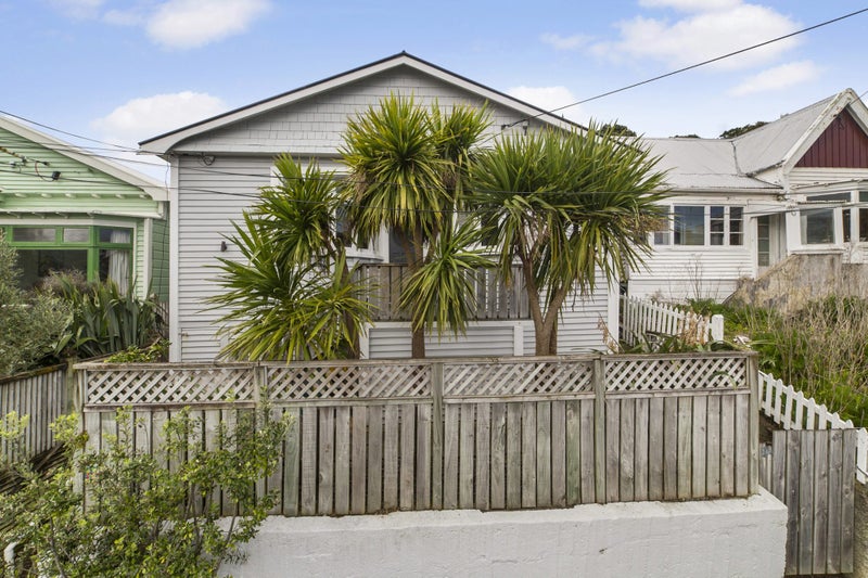 19 Princess Terrace, Newtown, Wellington - Carousel 1