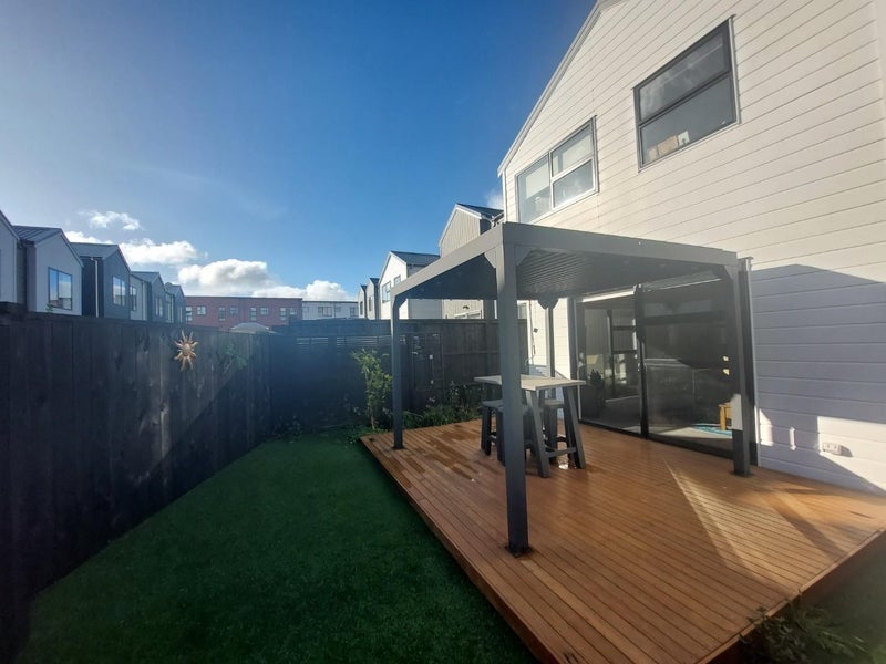 22 Kauri Amber Road, Westgate, Auckland - Carousel 20