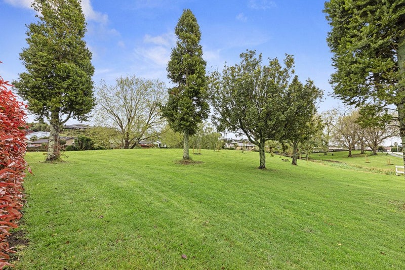 19 Castlewold Drive, Bethlehem, Tauranga - Carousel 15