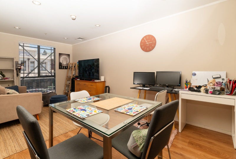 222/184 Symonds Street, Grafton, Auckland - Carousel 1