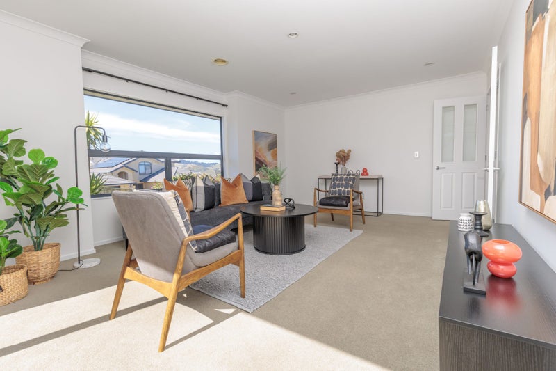 80 Erlestoke Crescent, Churton Park, Wellington - Carousel 1