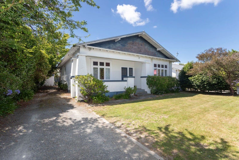 262 High Street, Dannevirke - Carousel 1