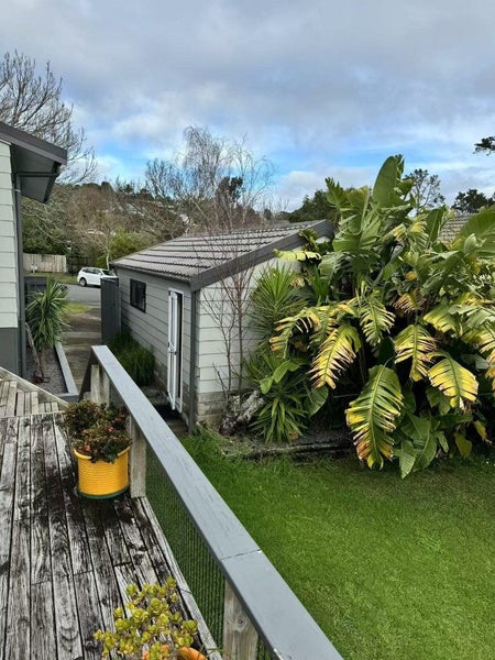 11 Sunward Rise, Glenfield, Auckland - Carousel 2