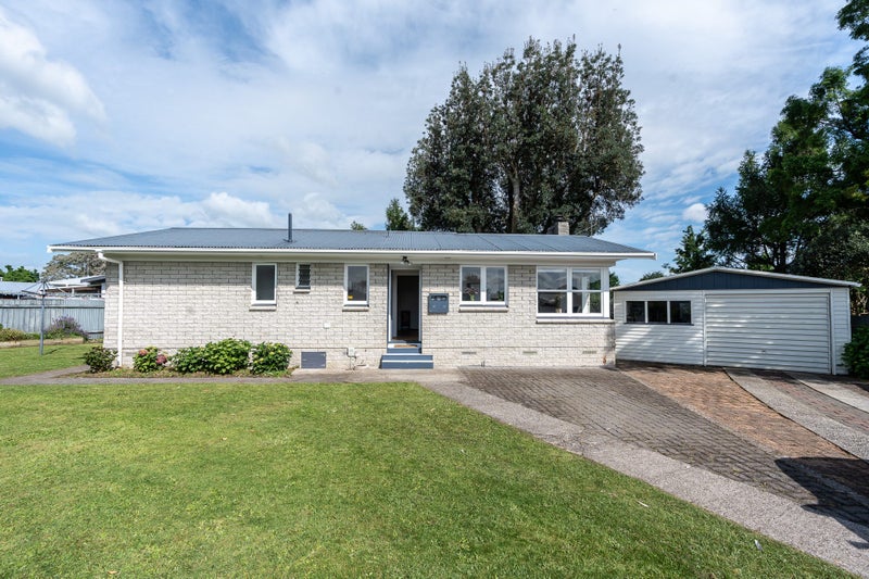 20 Rosalind Street, Deanwell, Hamilton - Carousel 2