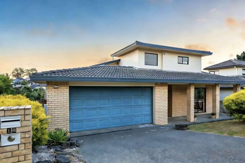 16 Crimson Park, Oteha, Auckland - Carousel 1