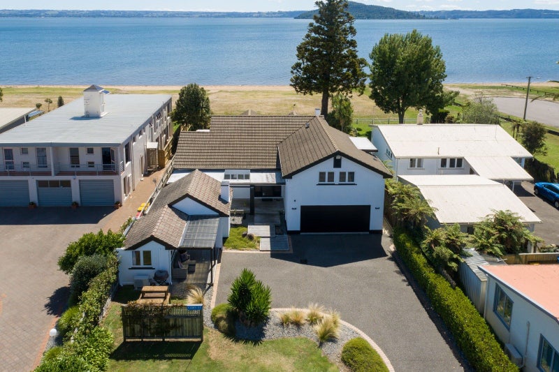 25 Willow Avenue, Hannahs Bay, Rotorua - Carousel 2