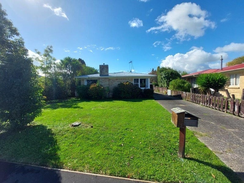 20 Beech Crescent, Hillcrest, Hamilton - Carousel 21