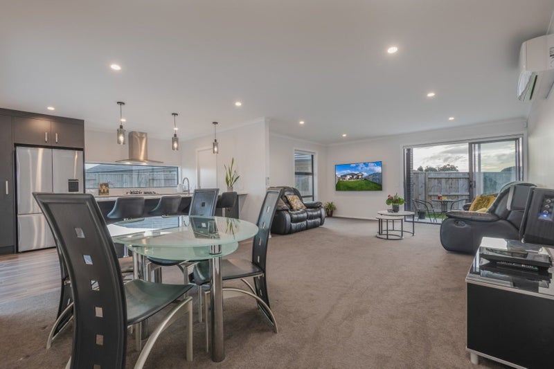 90 Johnstone Drive, Fitzherbert, Palmerston North - Carousel 2