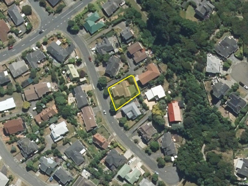 13 Kinnel Grove, Papakowhai, Porirua - Carousel 24