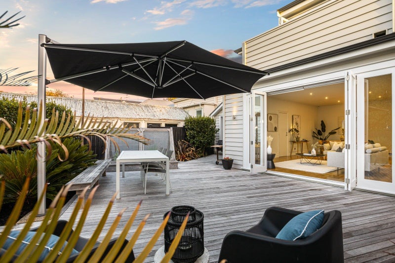 16 Calliope Road, Devonport, Auckland - Carousel 2