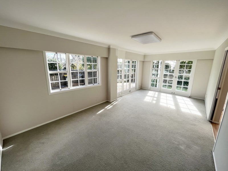 1/11 Spencer Street, Remuera, Auckland - Carousel 2