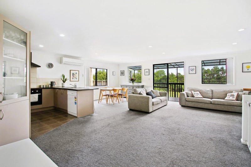 13 Pooks Road, Ranui, Auckland - Carousel 1