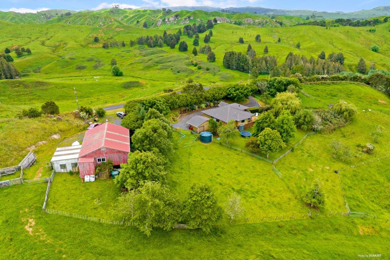 759 Wairamarama, ONEWHERO, TUAKAU - Carousel 29