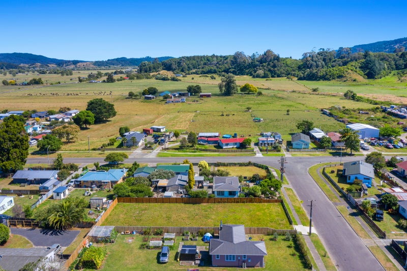 6 Amokura Road, Tāneatua - Carousel 15