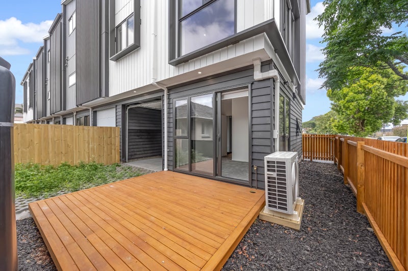 54A Te Koa Road, Panmure, Auckland - Carousel 1