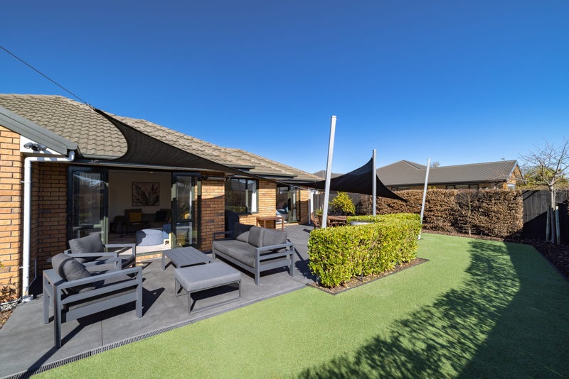 4 Palmgrove Lane, North New Brighton, Christchurch - Carousel 1