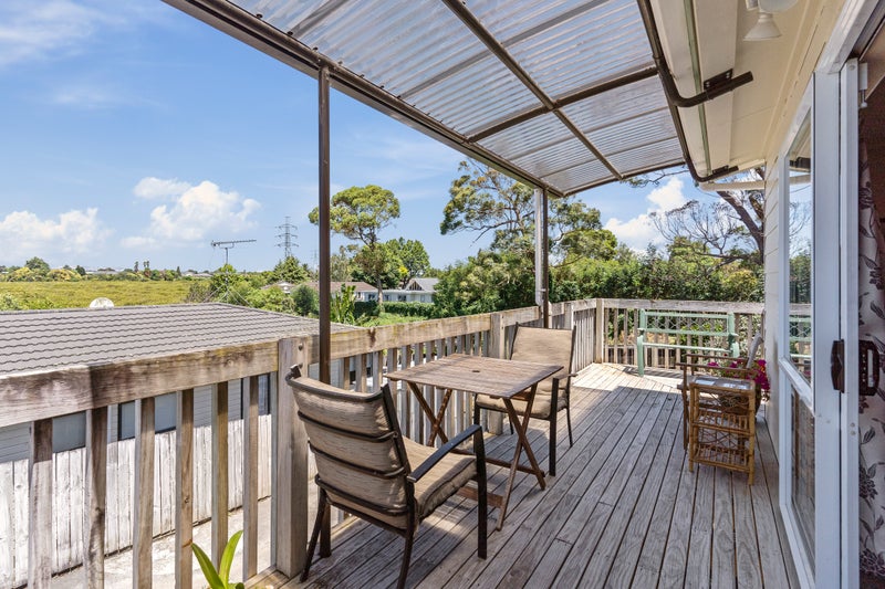 6A Waiari Road, Conifer Grove, Takanini - Carousel 2