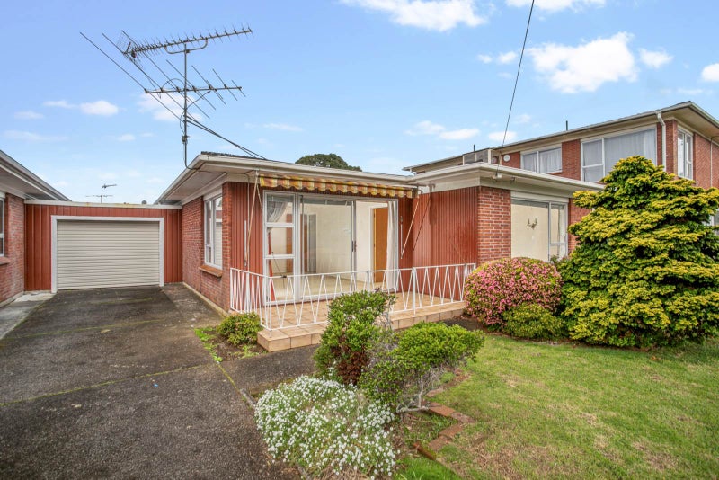 43C Amaru Road, One Tree Hill, Auckland - Carousel 1